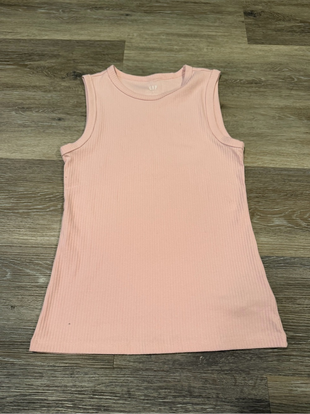 GAP Ribbed Sleeveless Tank Top in Pale Pink